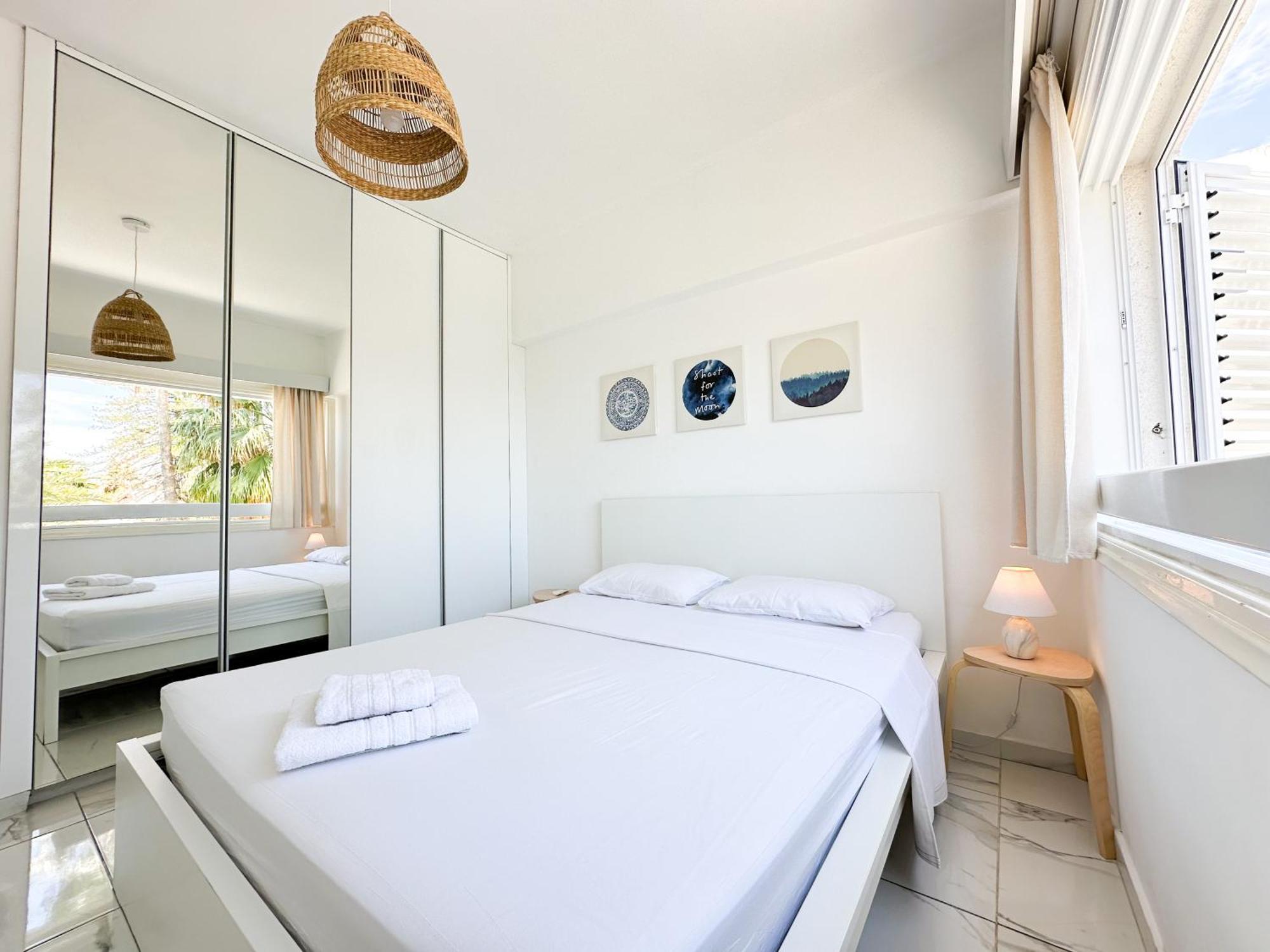 Real Center Apartment Larnaca Exterior photo