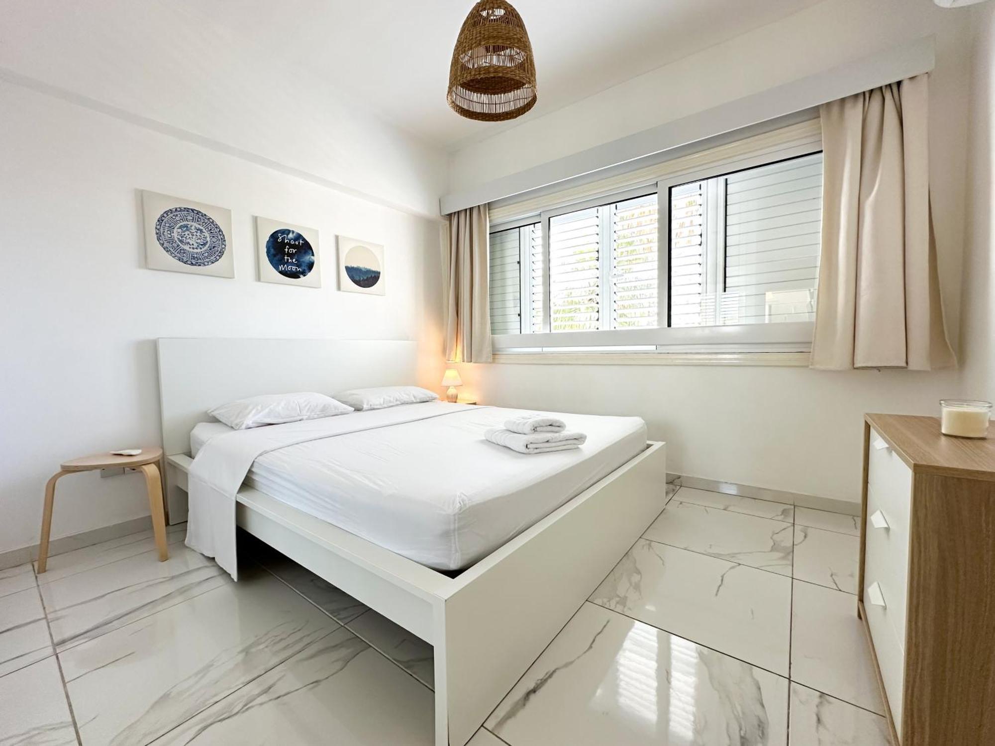 Real Center Apartment Larnaca Exterior photo